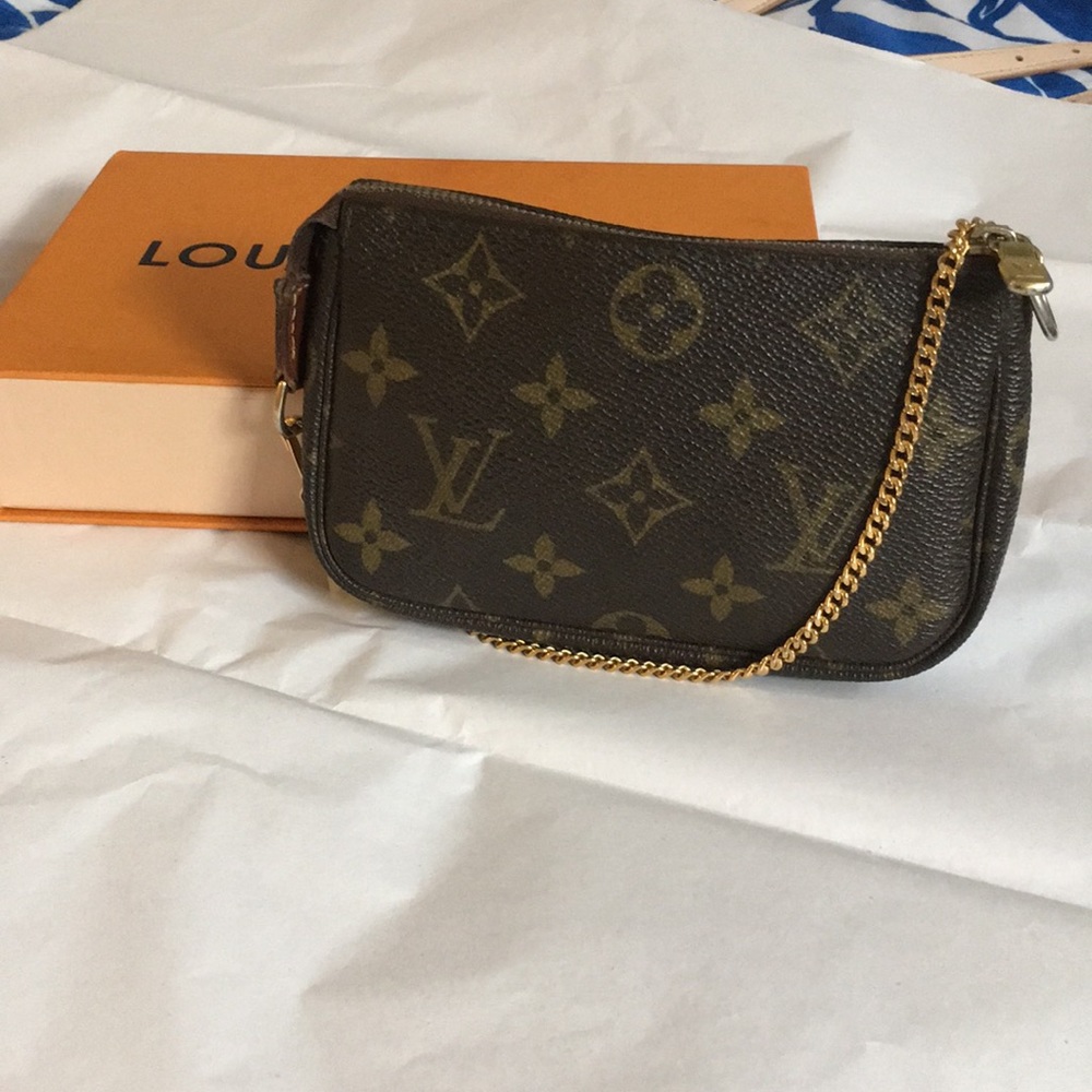 XXSOLDXX Mini pouchette Louis Vuitton